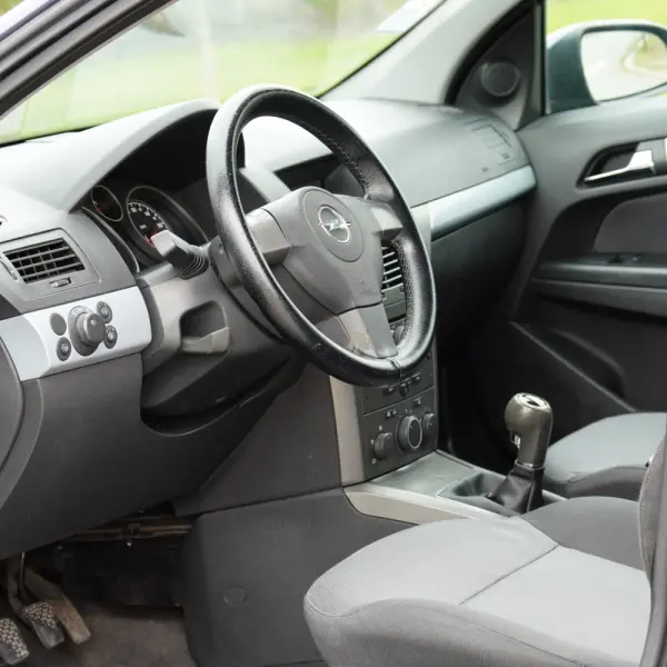 Opel Astra 1.3 CDTI 13