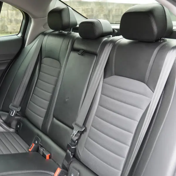 Alfa Romeo Giulia 2.2 D AT8 23