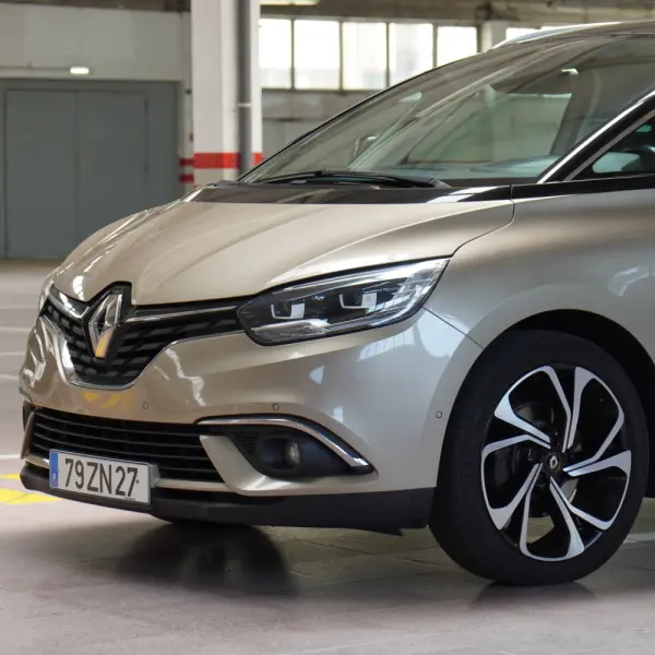 Renault Grand Scénic 1.7 Blue dCi Bose Edition EDC 47