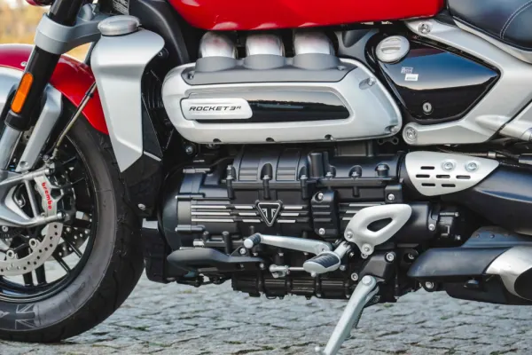 Triumph Rocket 3 R 7