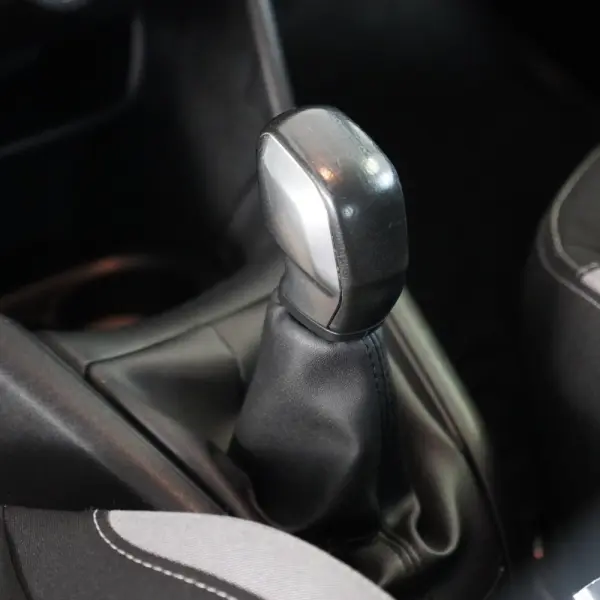 Peugeot 208 1.2 PureTech Style 17