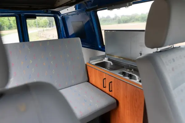 Volkswagen T4 12