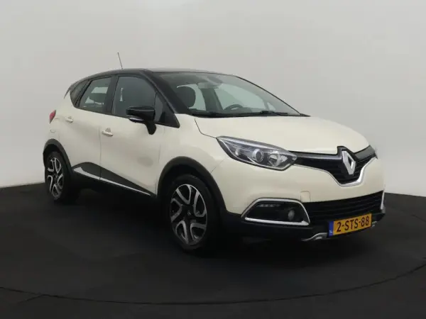 Renault Captur 1.2 TCe Dynamique EDC 1