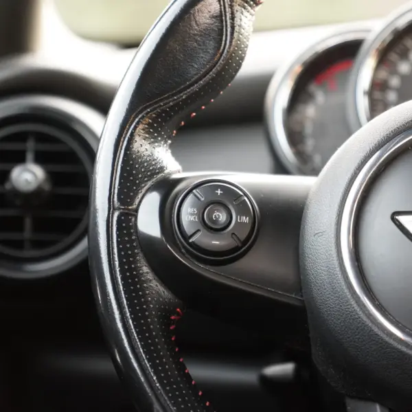 MINI 5 Portas One D 20