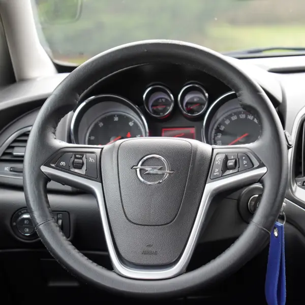 Opel Astra Caravan Cosmo 14