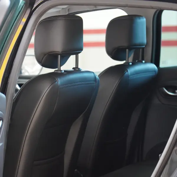 Renault Clio 0.9 TCe Intens 13