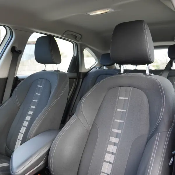 BMW 216 Active Tourer d 9