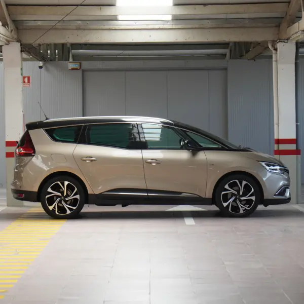 Renault Grand Scénic 1.7 Blue dCi Bose Edition EDC 4