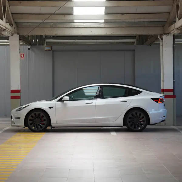 Tesla Model 3 Long Range AWD Dual Motor Performance 6