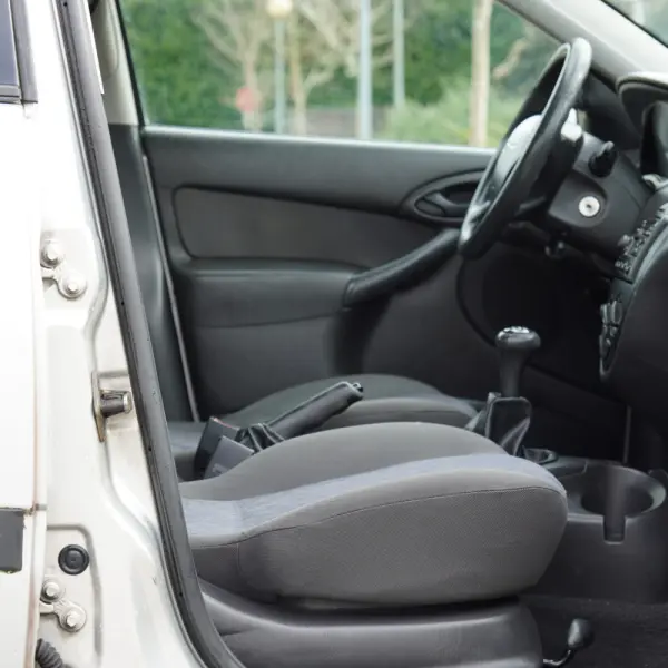 Ford Focus 1.4 Trend 15