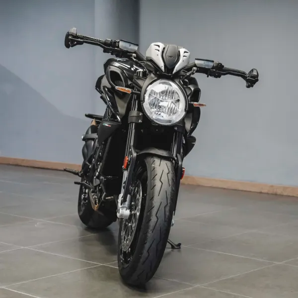 MV Agusta Dragster R 8