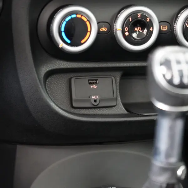 Fiat 500L 1.3 MJ Pop 19