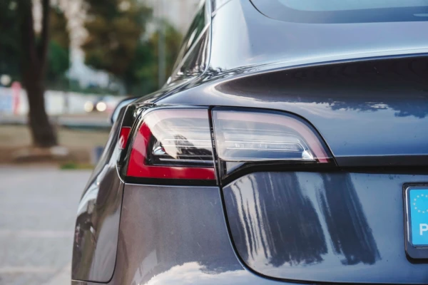Tesla Model 3 Standard RWD Plus 42