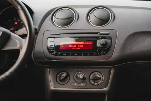 SEAT Ibiza 1.2 TDi Reference DPF 16