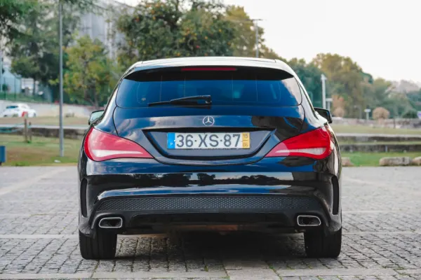 Mercedes-Benz CLA 200 Shooting Brake 200 CDI 7G-DCT AMG Line 33
