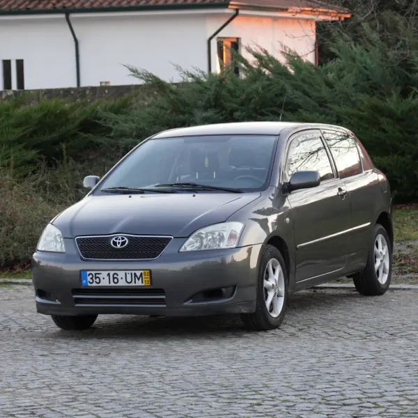 Toyota Corolla 2.0 D-4D Compact 3