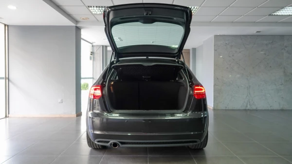 Audi A3 Sportback 1.6 TDI S-line 44