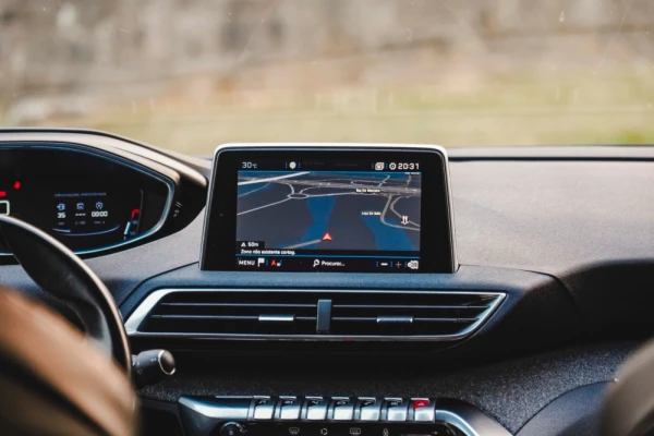 Peugeot 3008 Active 8
