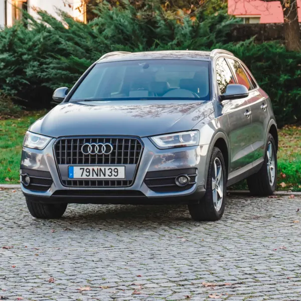 Audi Q3 2.0 TDI Business Line S-line 4