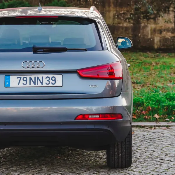 Audi Q3 2.0 TDI Business Line S-line 40