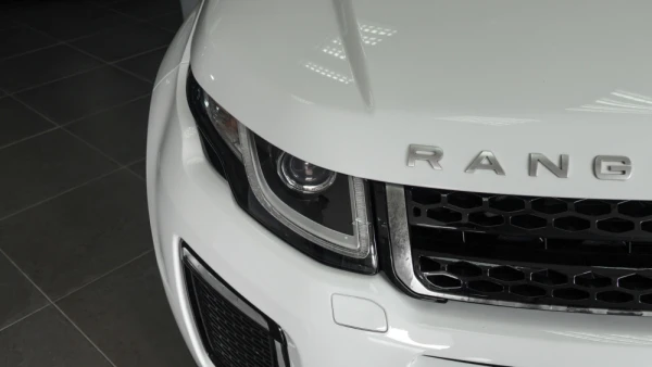 Land Rover Range Rover Evoque Outro 40