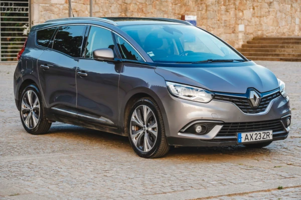 Renault Grand Scénic 1.5 dCi Dynamique S SS 45
