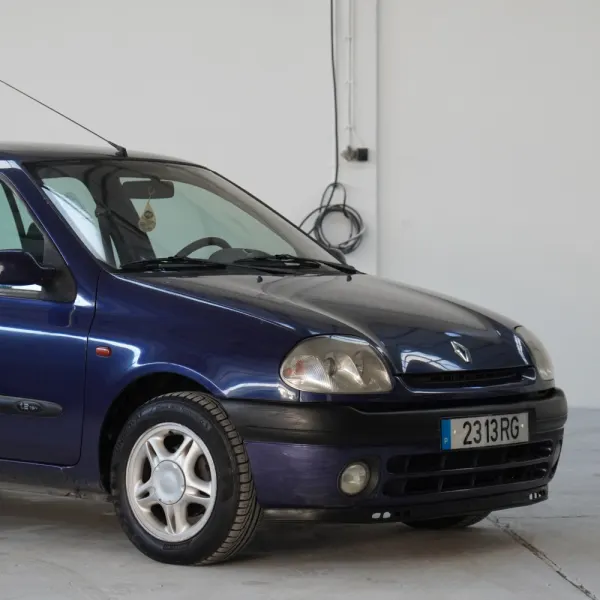 Renault Clio 30