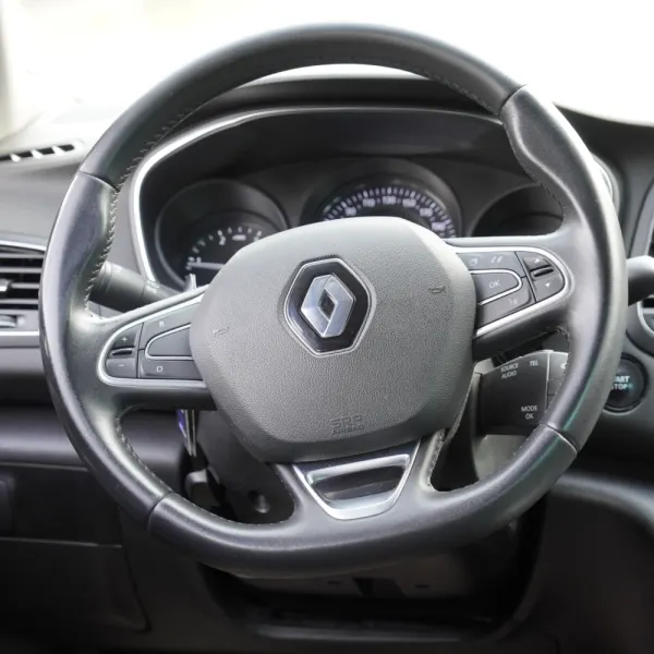 Renault Mégane 1.5 Blue dCi Limited 8