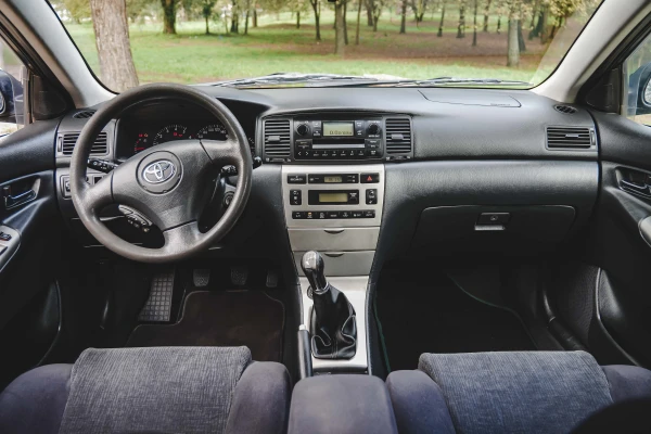 Toyota Corolla 2.0 D-4D Compact 18
