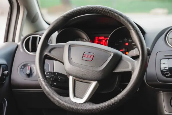 SEAT Ibiza 1.2 TDi Reference DPF 11