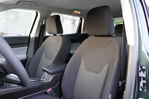 Jeep Compass 1.3 T Longitude 7