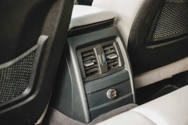 BMW 325 d Touring Auto Line Sport 23