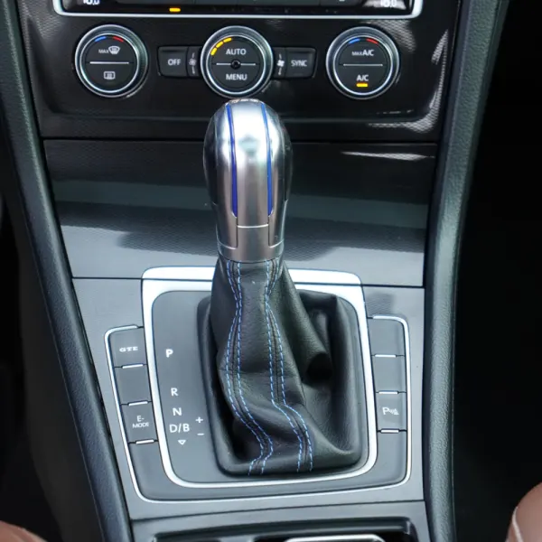 Volkswagen Golf 1.4 GTE Plug-in 11