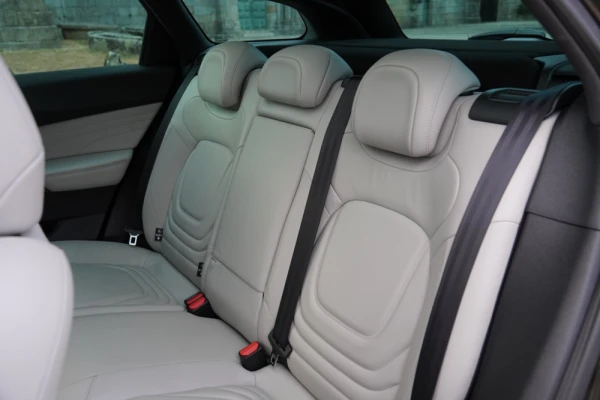 Citroën DS5 2.0 HDI 180 Business 10