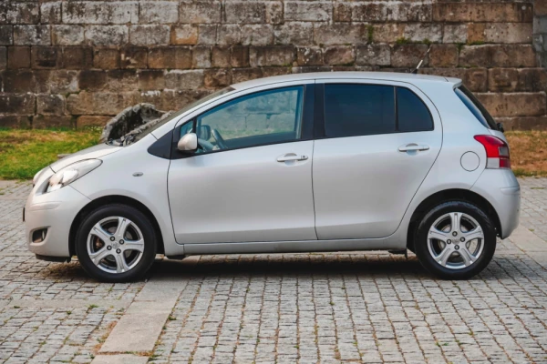Toyota Yaris 1.0 VVT-i Rock in Rio 5