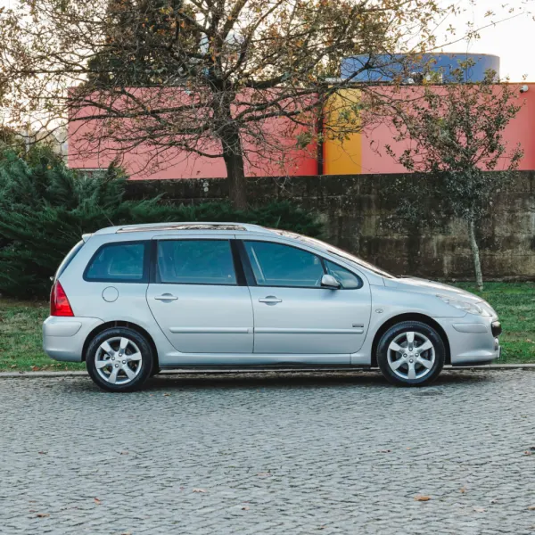 Peugeot 307 SW 1.6 HDi Black & Silver 6