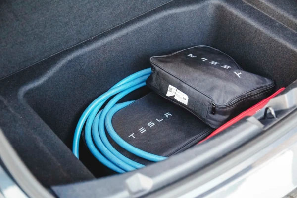 Tesla Model 3 Standard RWD Plus 44