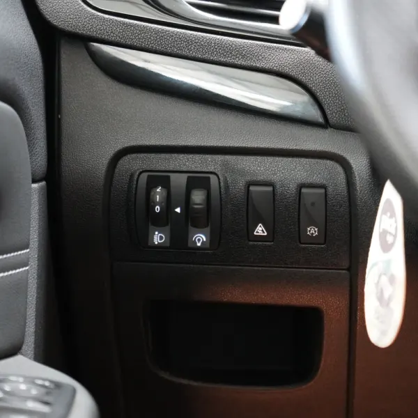 Renault Scénic 1.2 TCE Expression SS 26