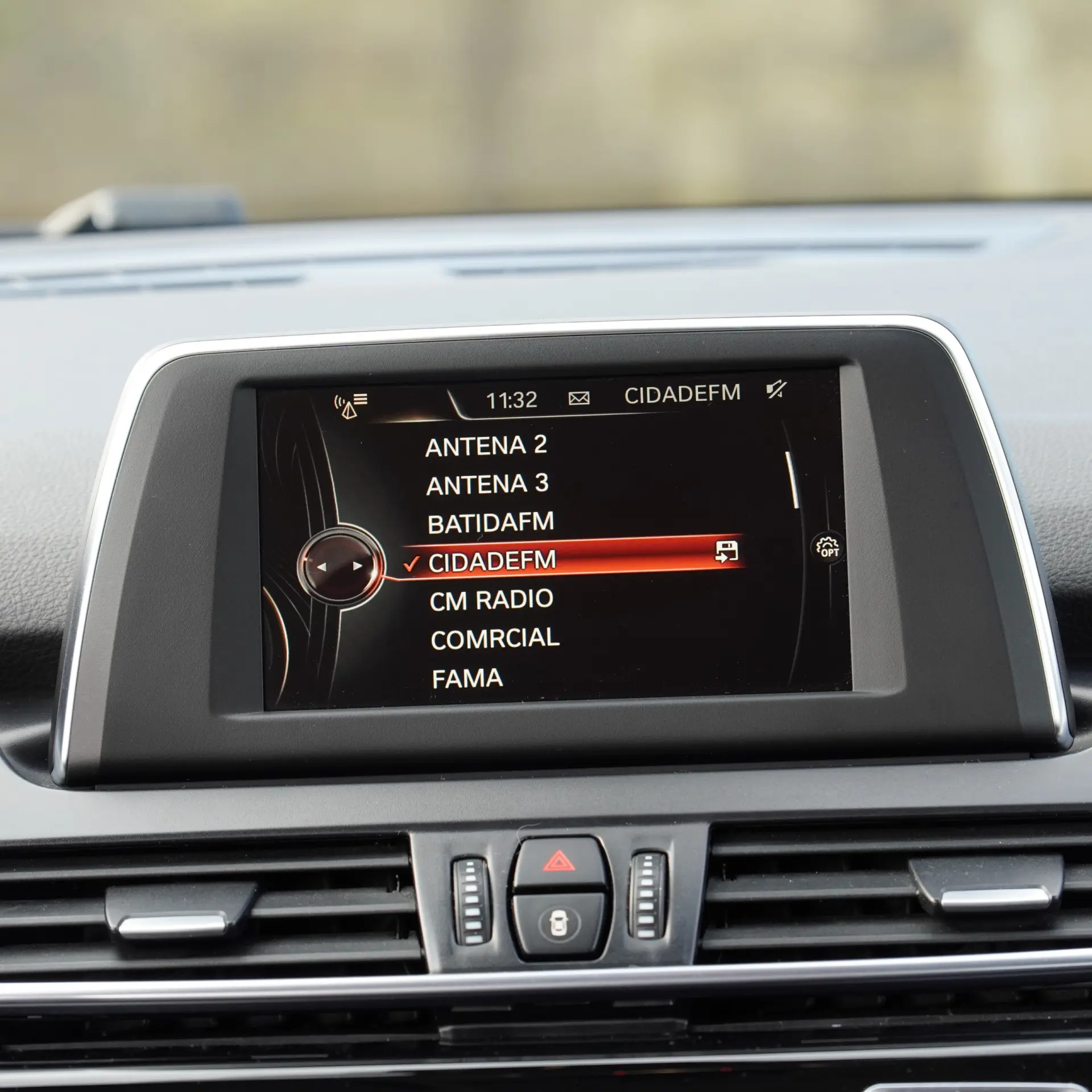 BMW 216 Active Tourer d 13