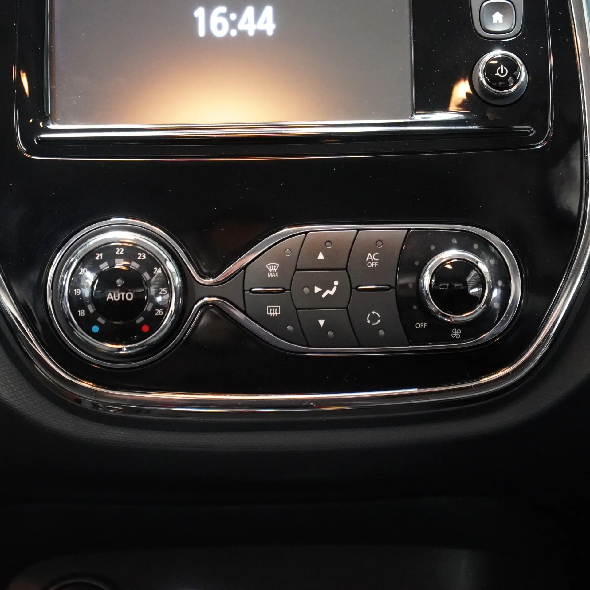 Renault Captur ENERGY TCe 90 S&S Dynamique 18
