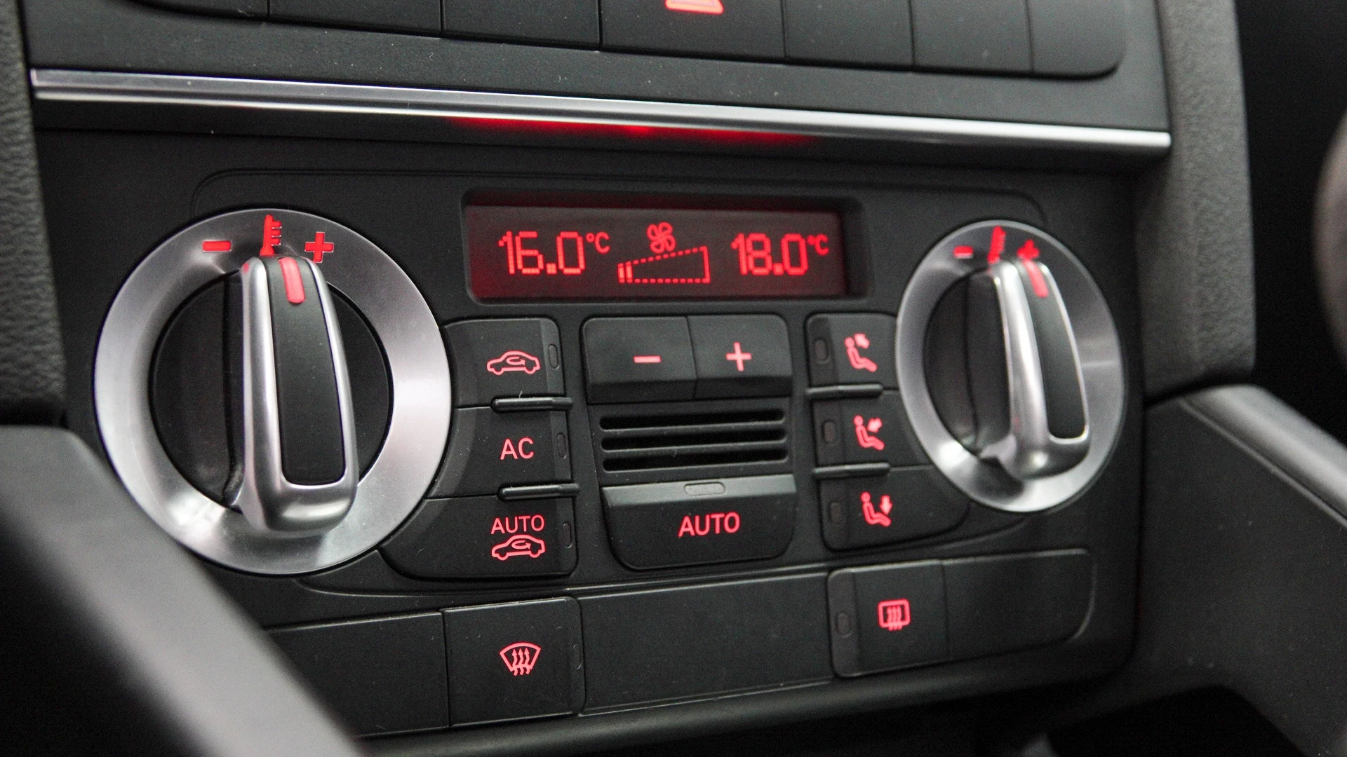 Audi A3 Sportback 1.6 TDI S-line 21