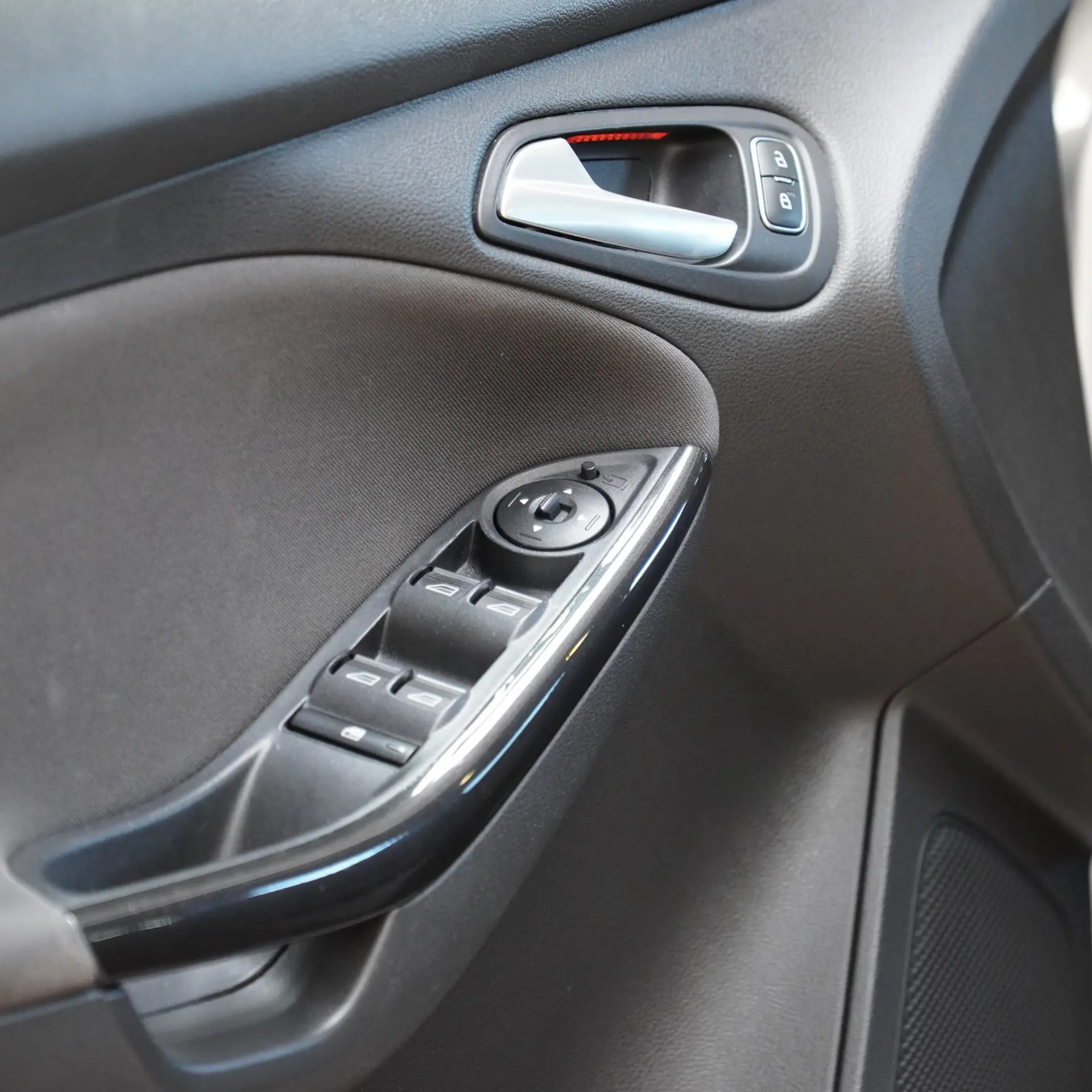 Ford Focus SW 1.0 EcoBoost Active 36