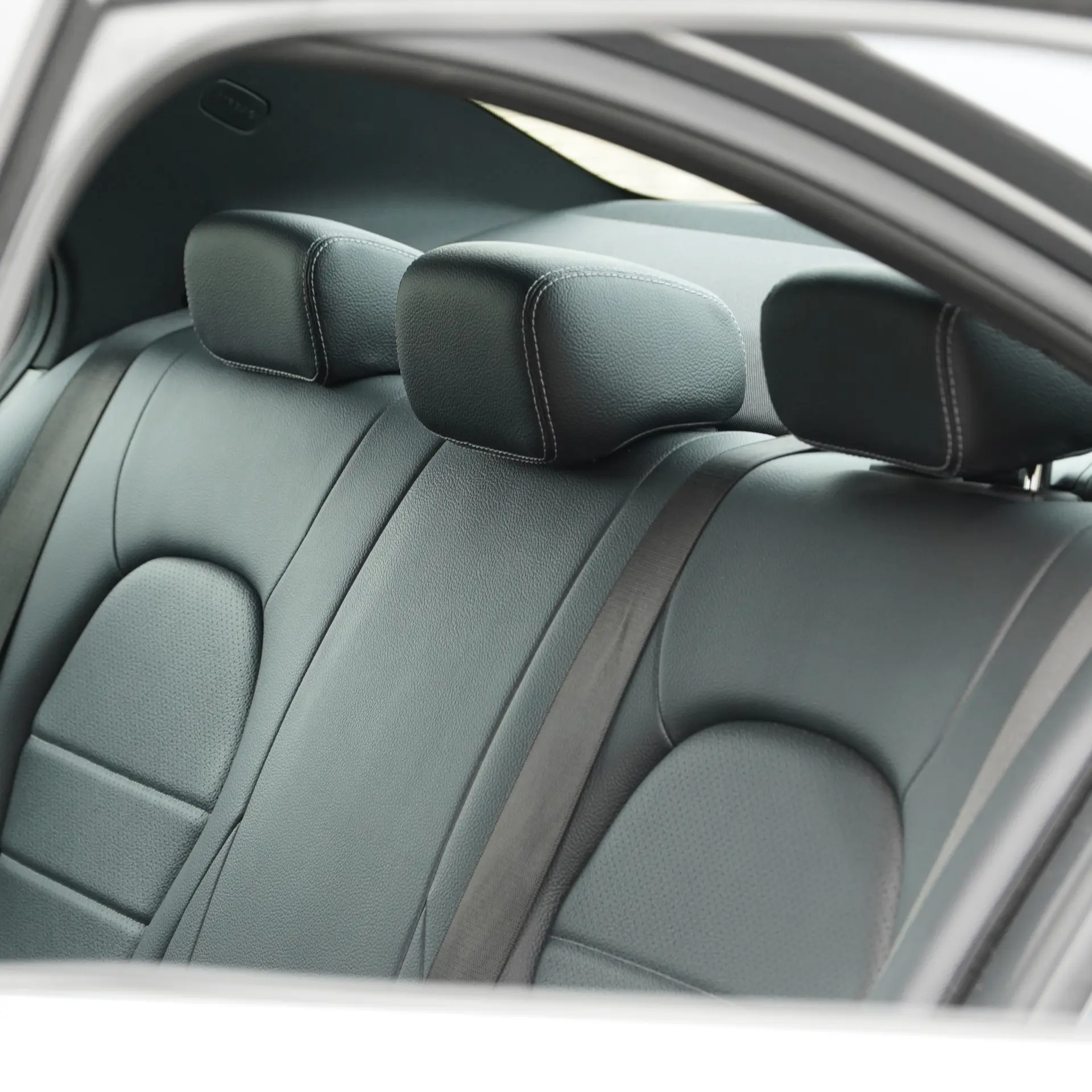 Mercedes-Benz C 220 AMG 11