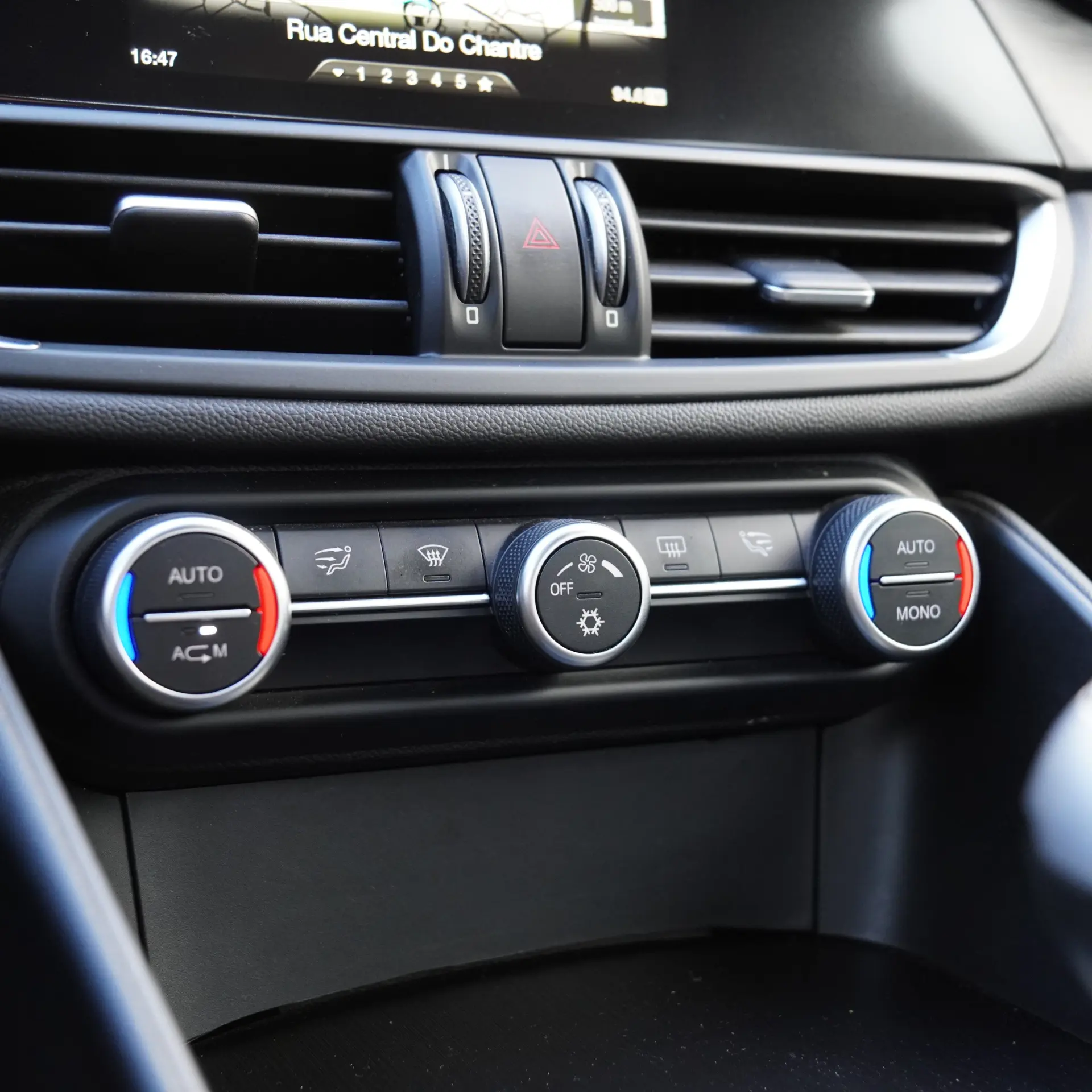 Alfa Romeo Giulia 2.2 D 28