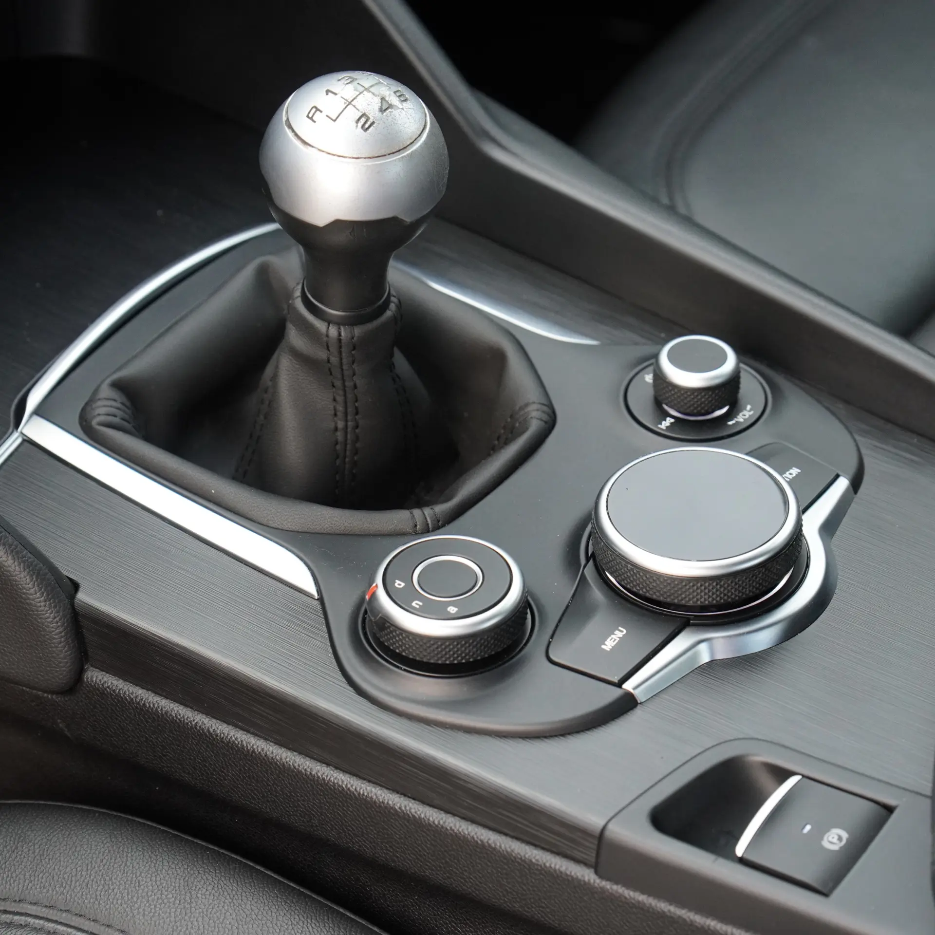 Alfa Romeo Giulia 2.2 D 11