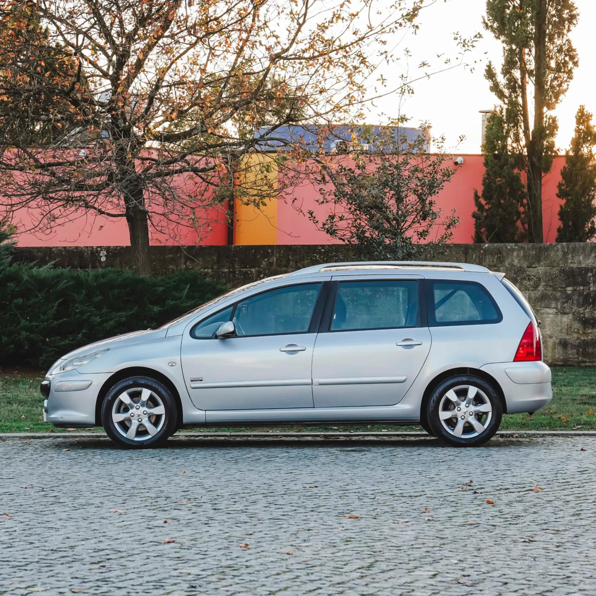 Peugeot 307 SW 1.6 HDi Black & Silver 4