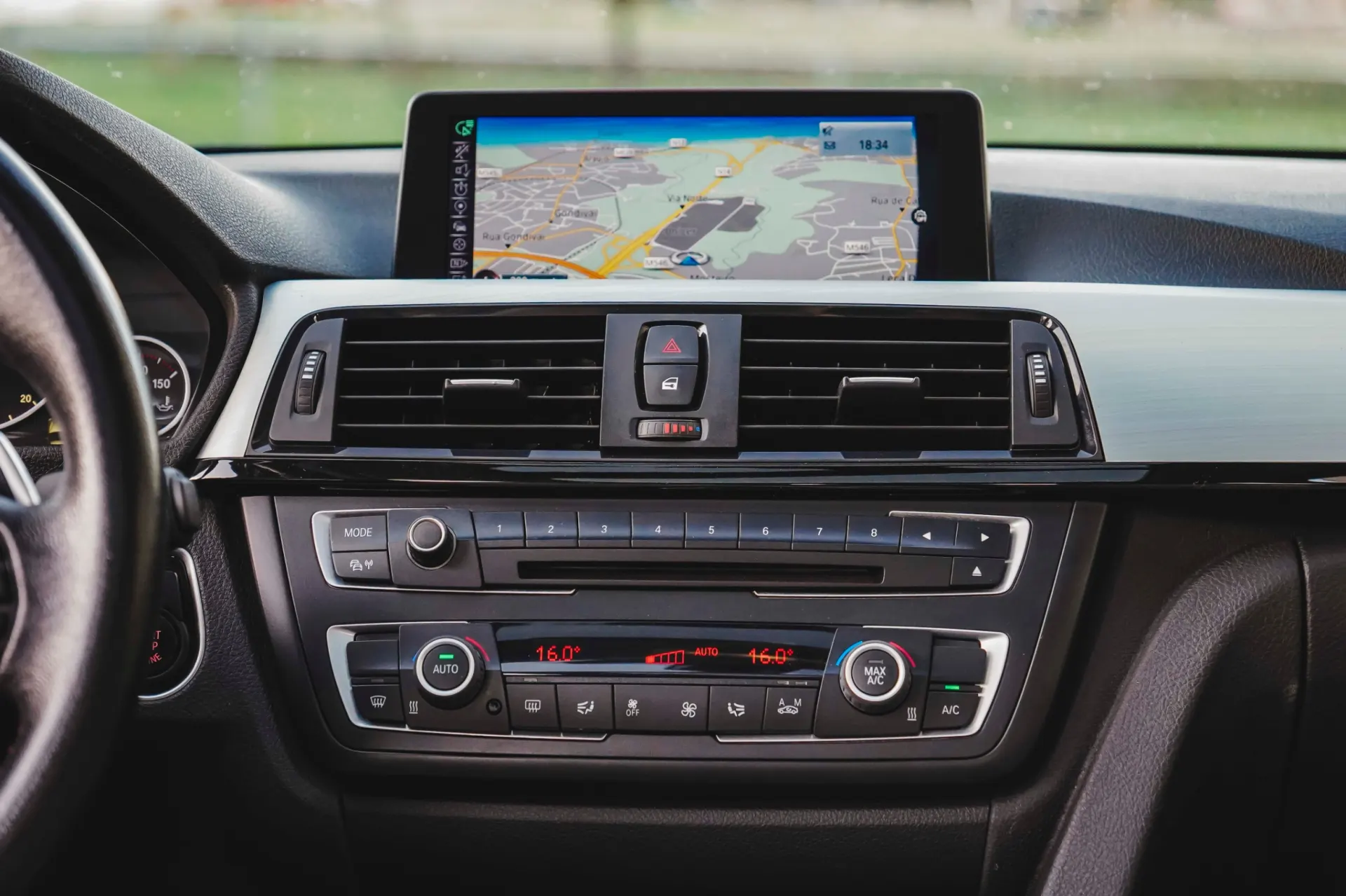 BMW 325 d Touring Auto Line Sport 16