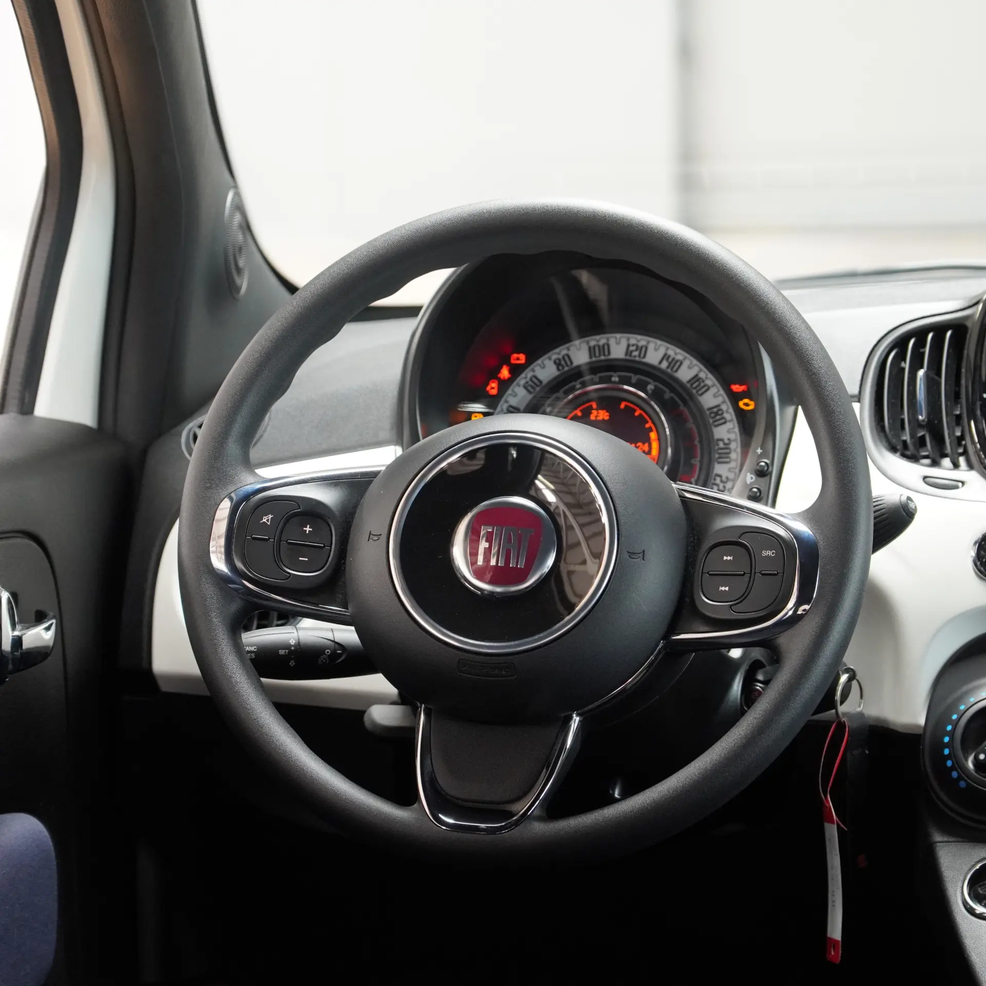 Fiat 500 1.0 Hybrid Cult 12