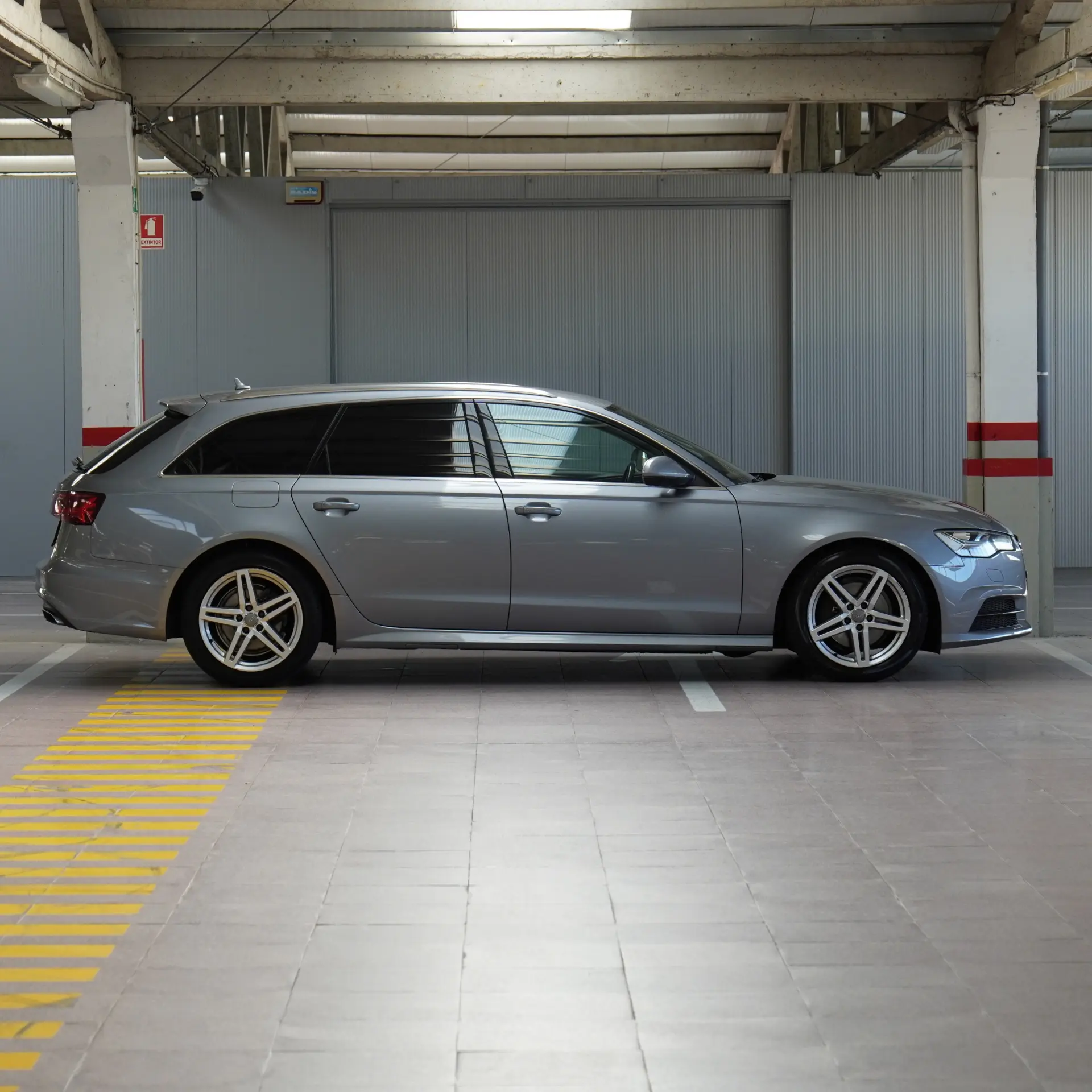 Audi A6 Avant 2.0 TDi Sport S tronic 4