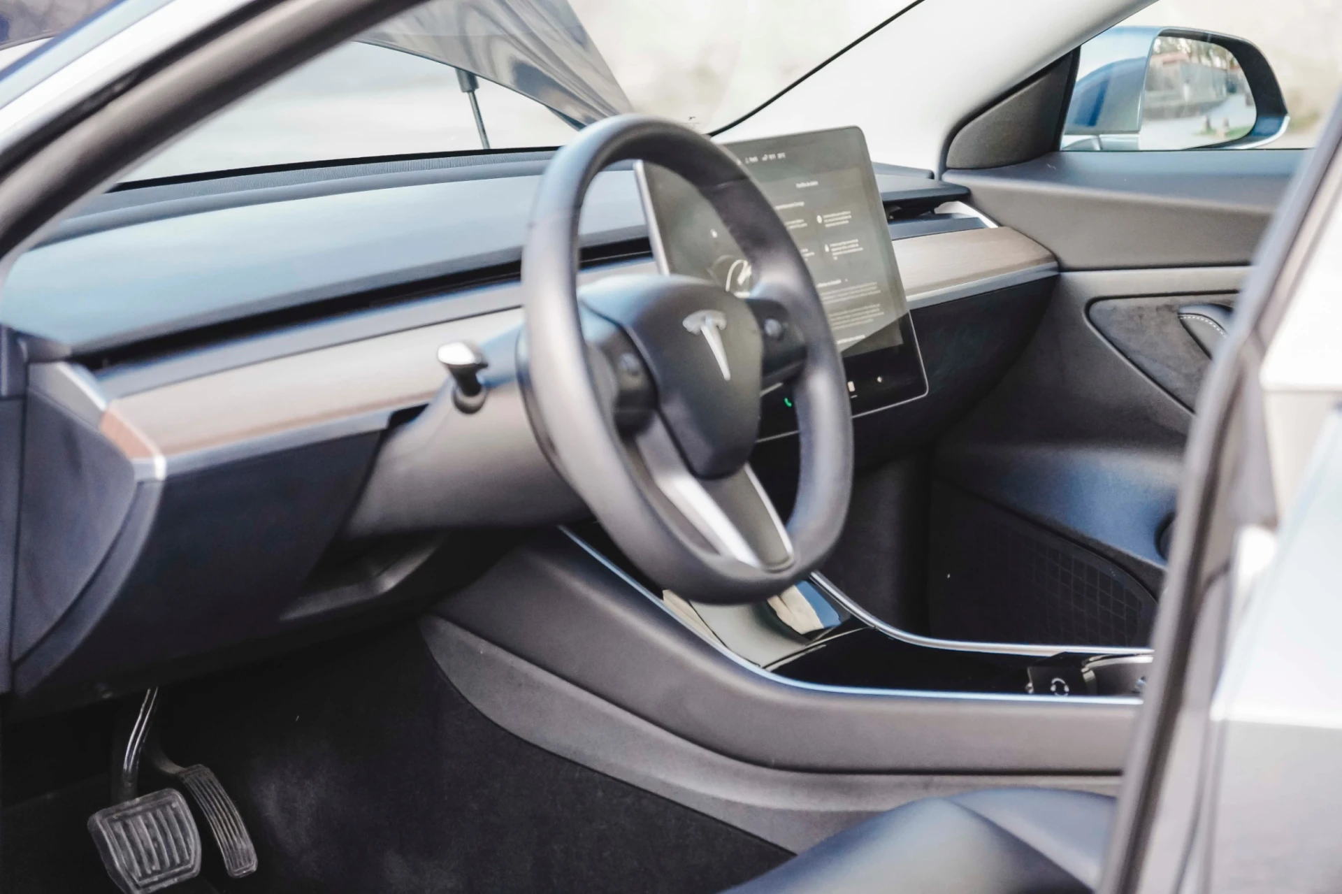 Tesla Model 3 Standard RWD Plus 7